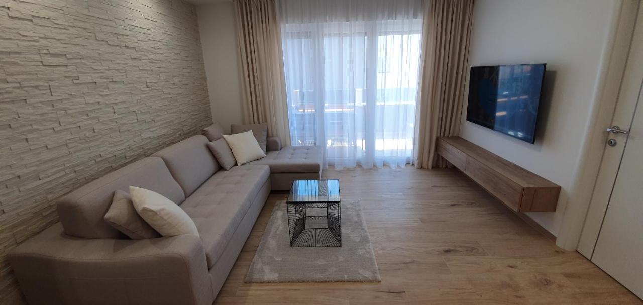 Elite * Trogir