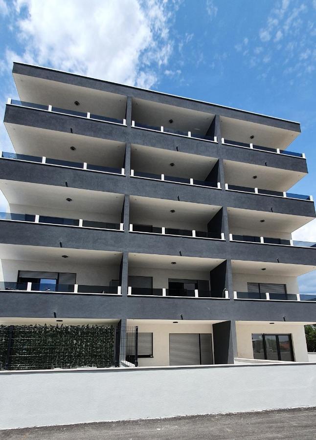 Elite Apartment